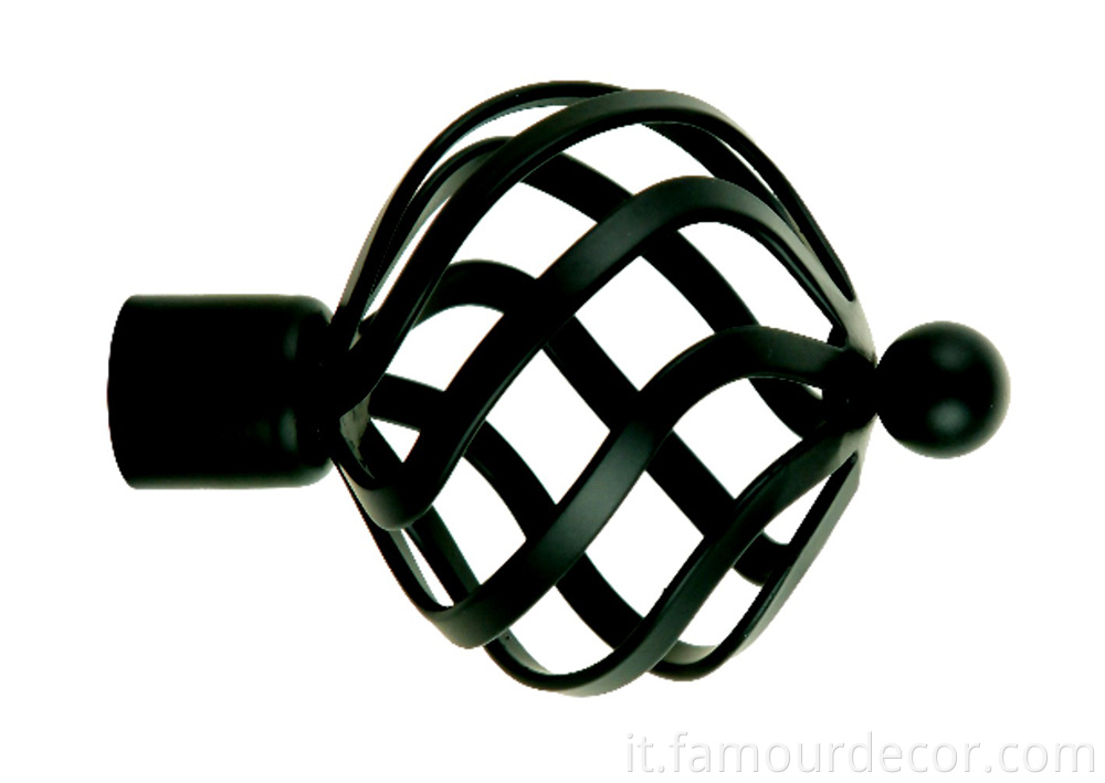 Curtain rod with twist cage head